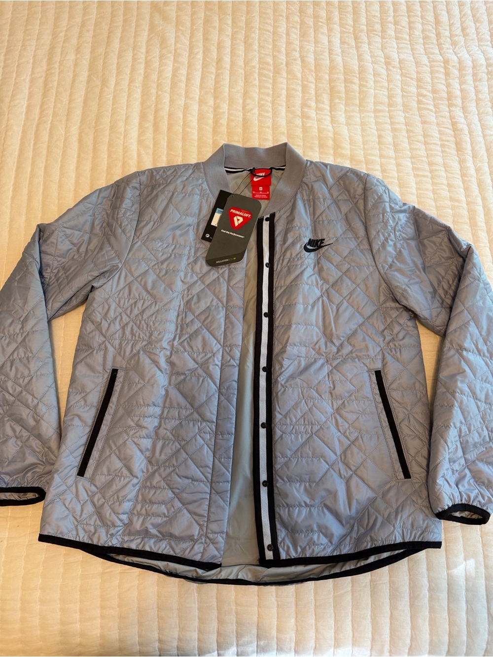 NWT Nike Women’s Light Gray Quilted Bomber Jacket
